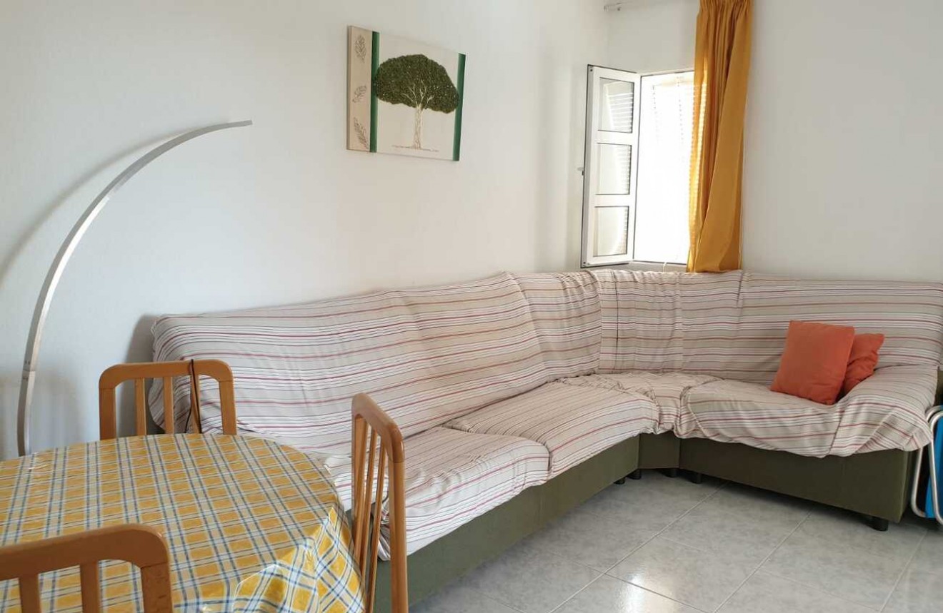 Z drugiej ręki - Bungalow -
Torrevieja - TORREBLANCA LA MATA