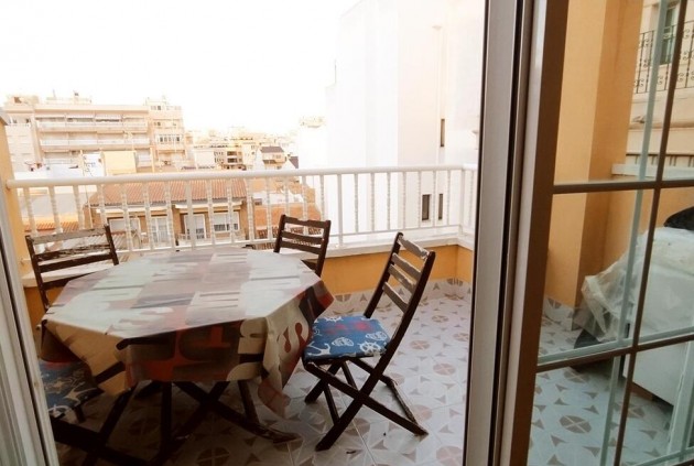 Tweedehands - Penthouse -
Torrevieja - La Mata