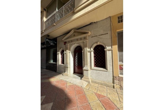 Resale - Apartment / flat -
Torrevieja - Costa Blanca