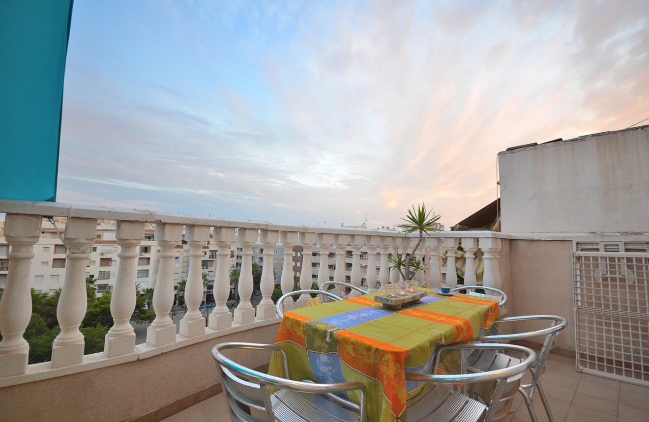 Aus zweiter Hand - Penthouse -
Torrevieja - Playa del Cura