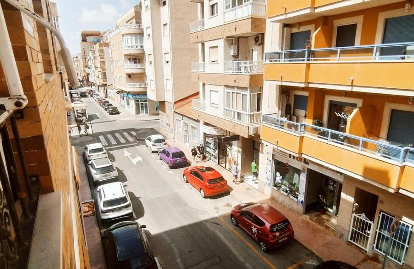 Aus zweiter Hand - Wohnung -
Torrevieja - DOWNTOWN