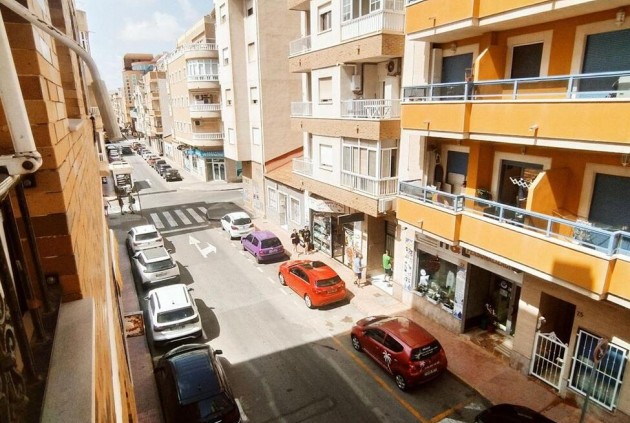 Tweedehands - Appartement / flat -
Torrevieja - DOWNTOWN