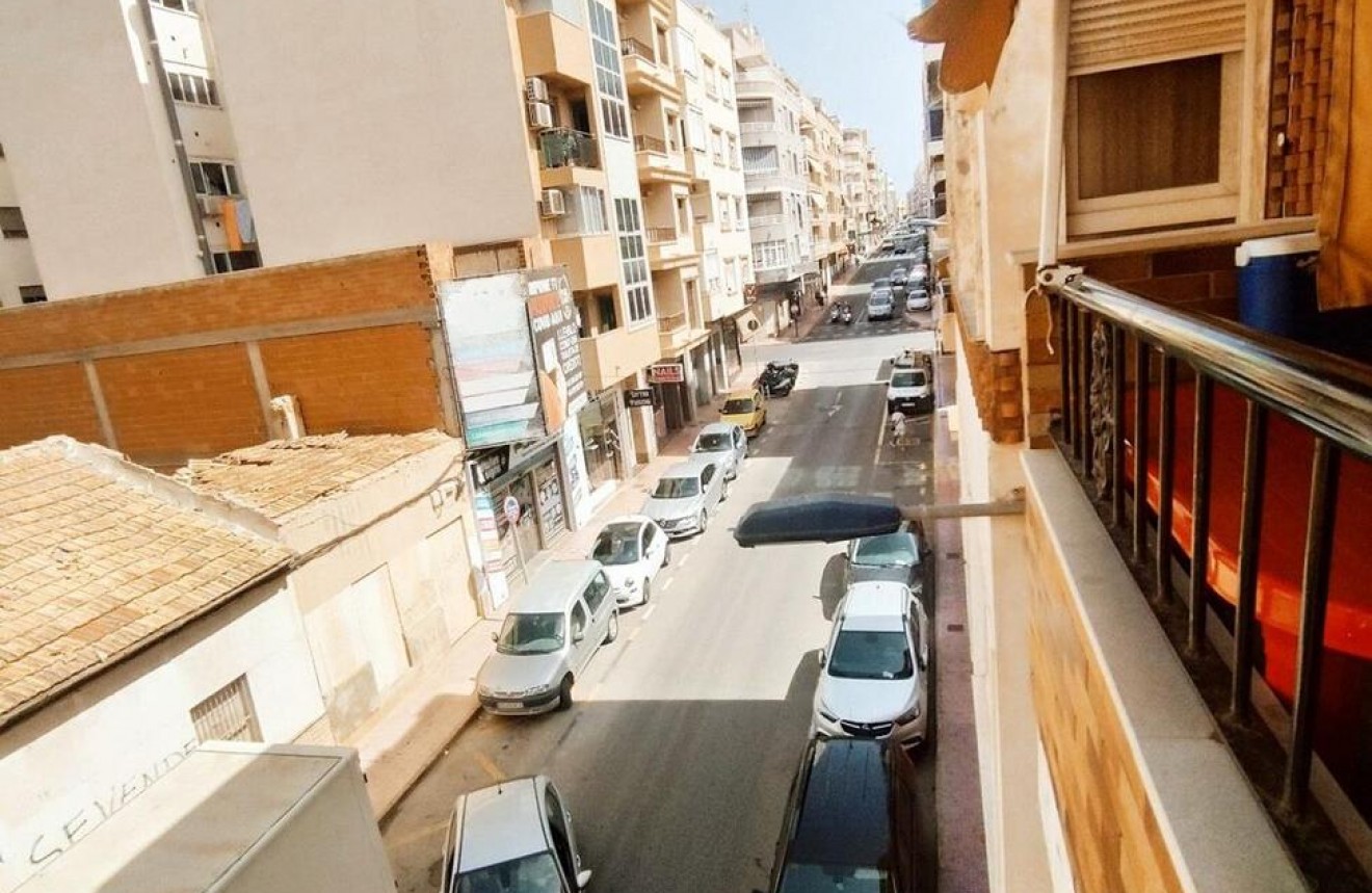 Aus zweiter Hand - Wohnung -
Torrevieja - DOWNTOWN