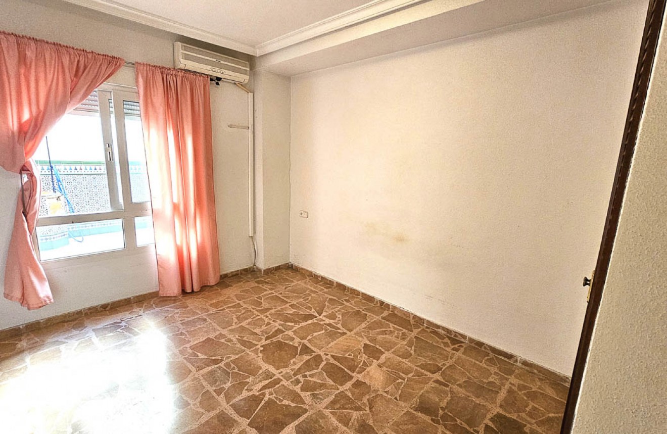 Segunda mano - Apartamento / piso -
Torrevieja - Costa Blanca