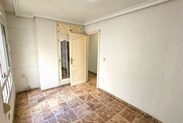 Resale - Apartment / flat -
Torrevieja - Costa Blanca