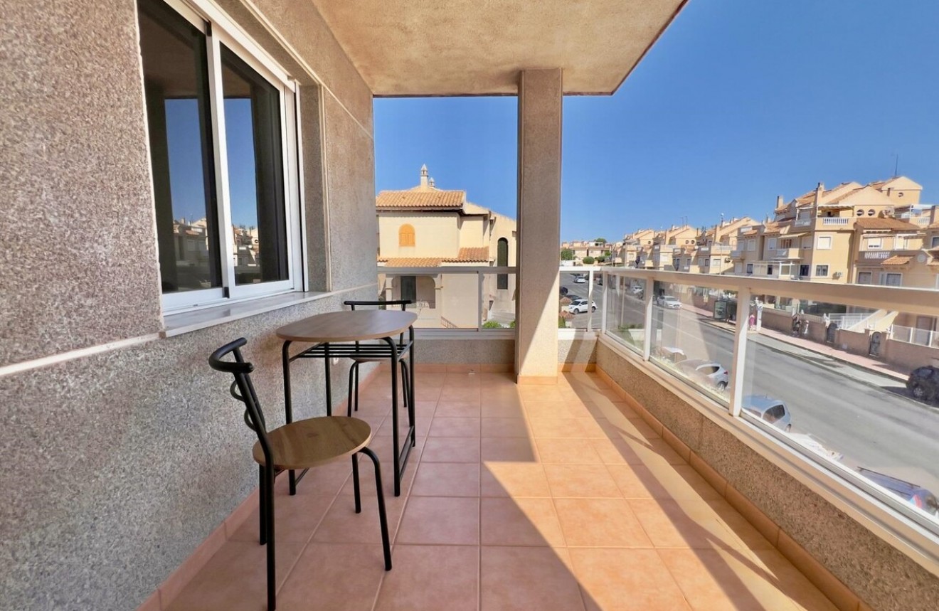 Tweedehands - Appartement / flat -
Torrevieja - Costa Blanca