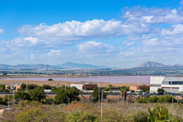 Resale - Apartment / flat -
Torrevieja - Costa Blanca