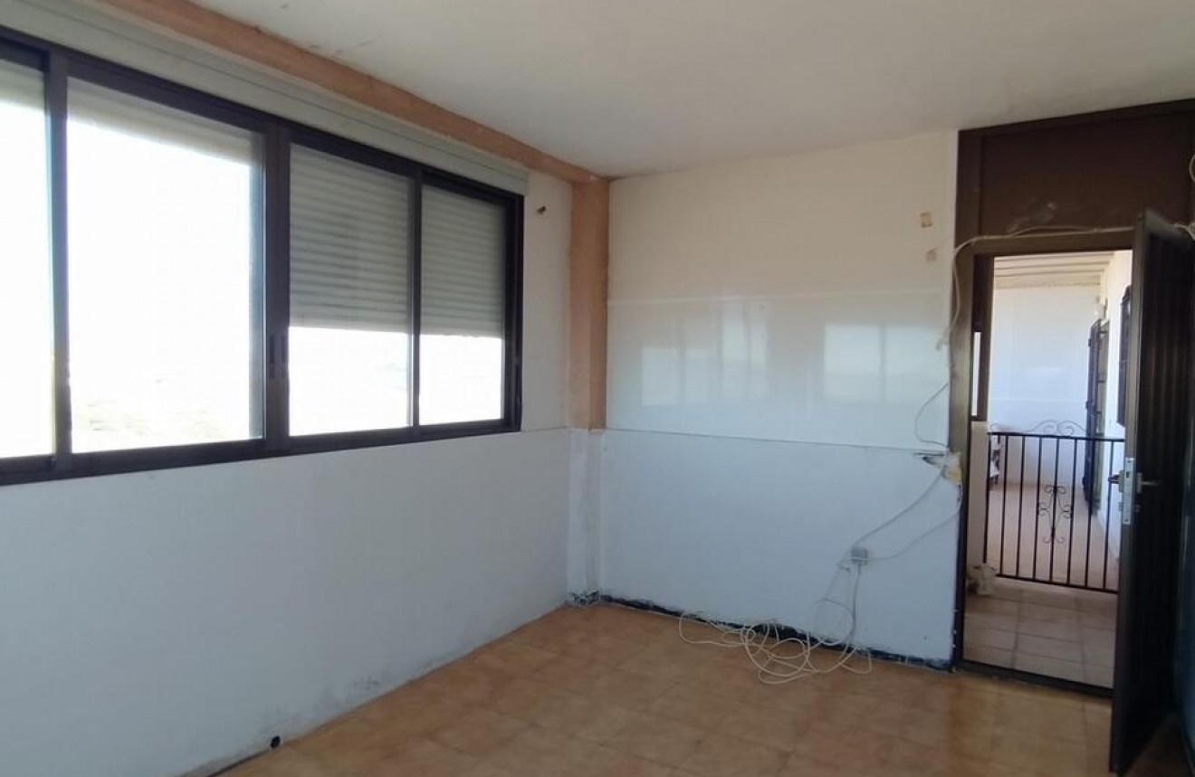 Resale - Apartment / flat -
Torrevieja - La Mata