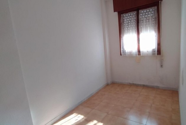 Resale - Apartment / flat -
Torrevieja - La Mata