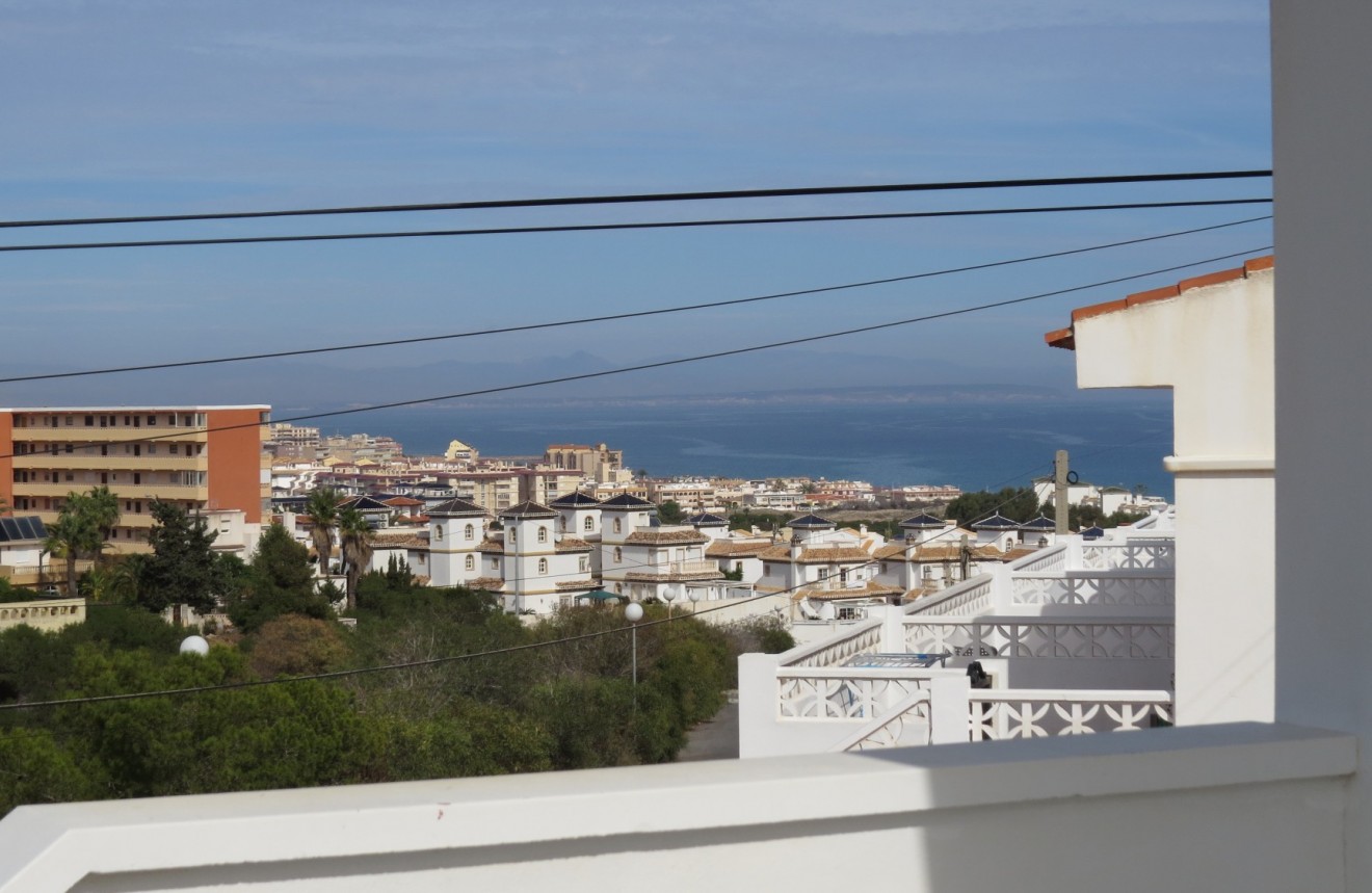 D'occasion - Appartement -
Torrevieja - Costa Blanca