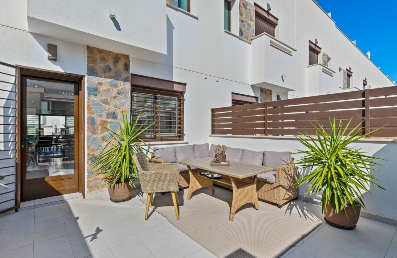 Tweedehands - Chalet -
Torrevieja - Costa Blanca