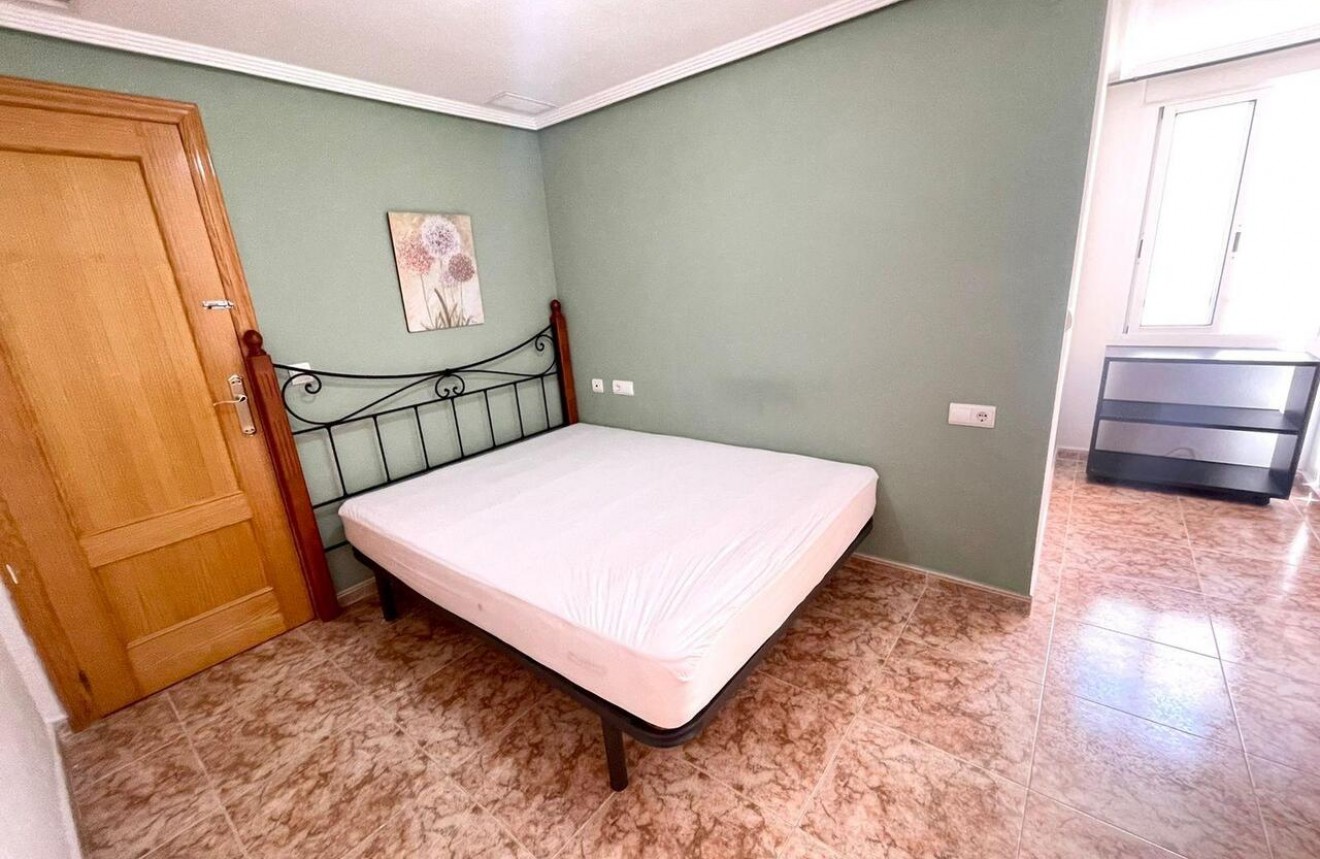 Aus zweiter Hand - Wohnung -
Torrevieja - Costa Blanca