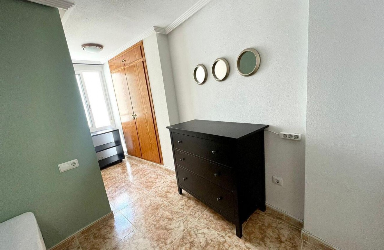 Segunda mano - Apartamento / piso -
Torrevieja - Costa Blanca