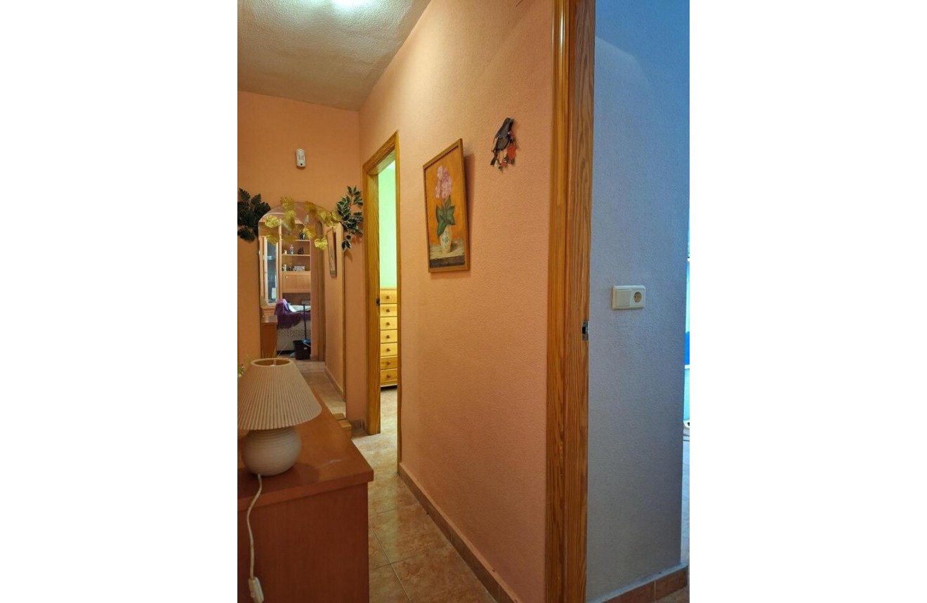 Tweedehands - Appartement / flat -
Torrevieja - Costa Blanca