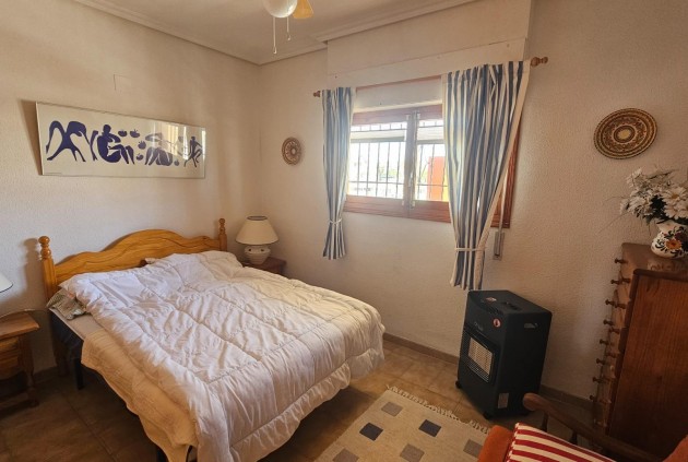 Resale - Apartment / flat -
Torrevieja - Punta prima