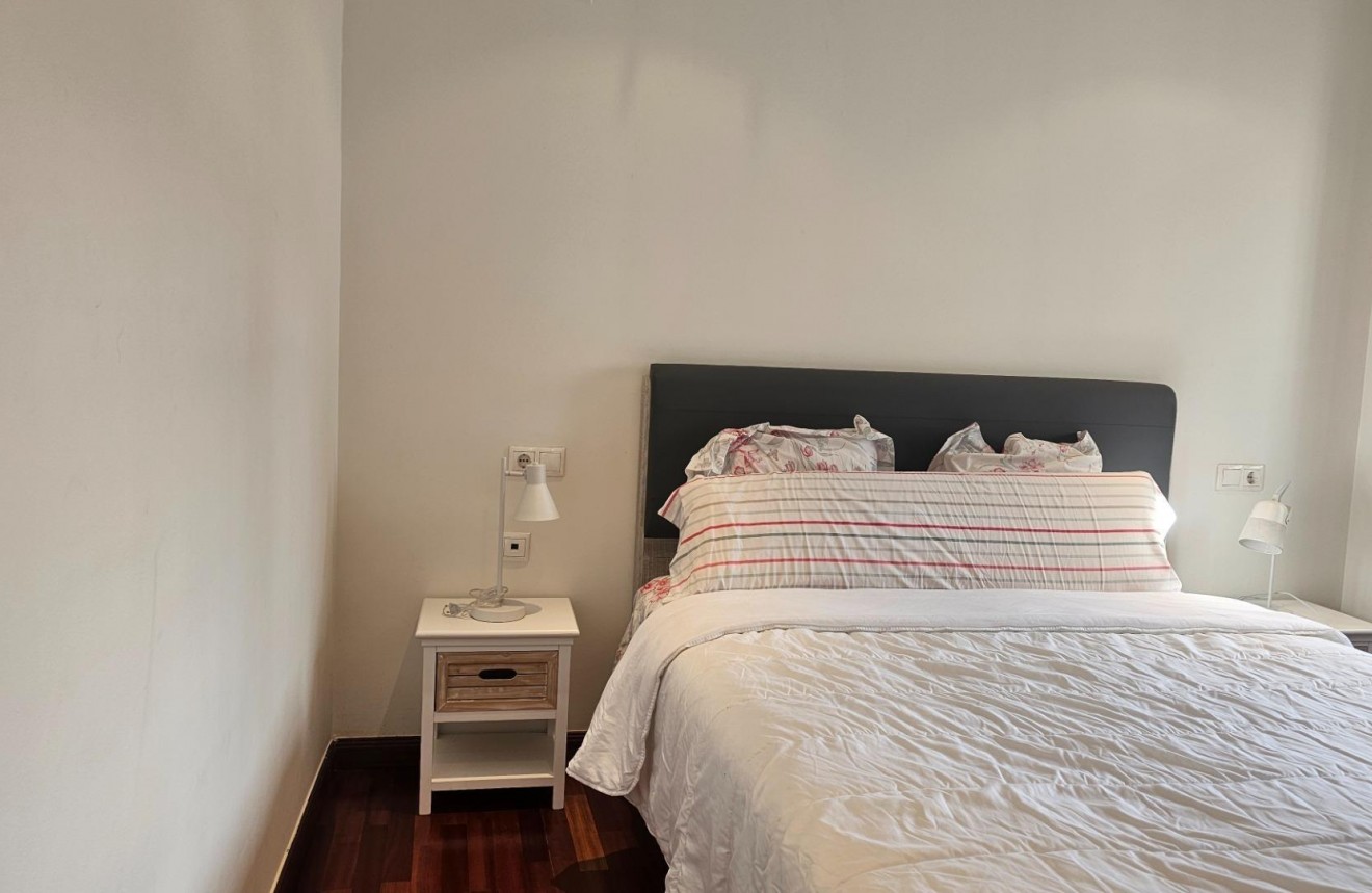 Tweedehands - Appartement / flat -
Torrevieja - Centro