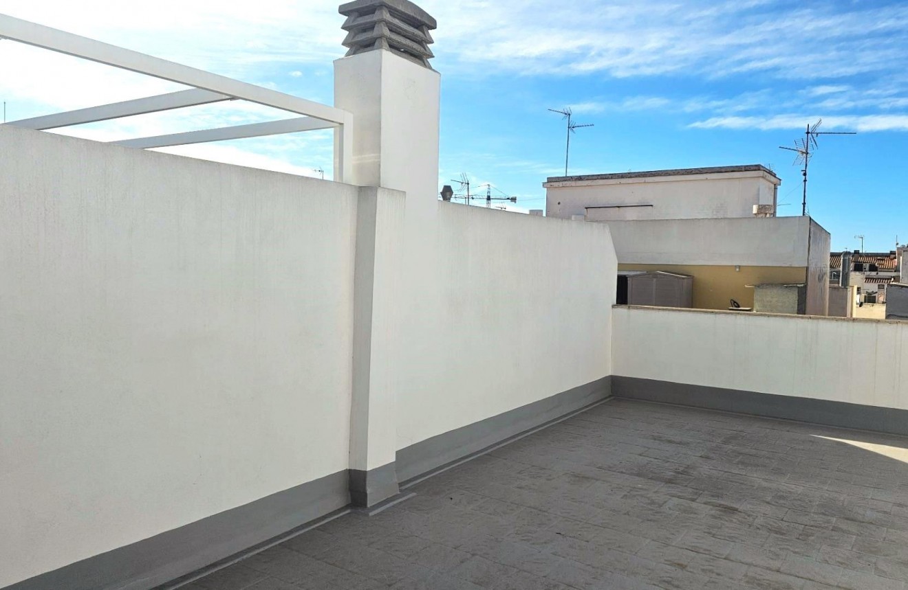 Tweedehands - Appartement / flat -
Torrevieja - Centro