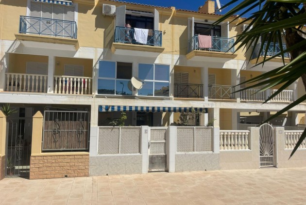 Resale - Bungalow -
Torrevieja - Aguas Nuevas 2