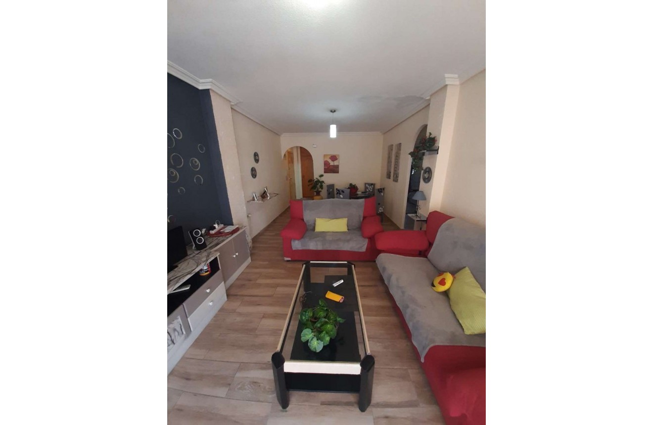 Resale - Apartment / flat -
Torrevieja - Costa Blanca