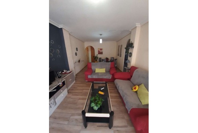 Resale - Apartment / flat -
Torrevieja - Costa Blanca