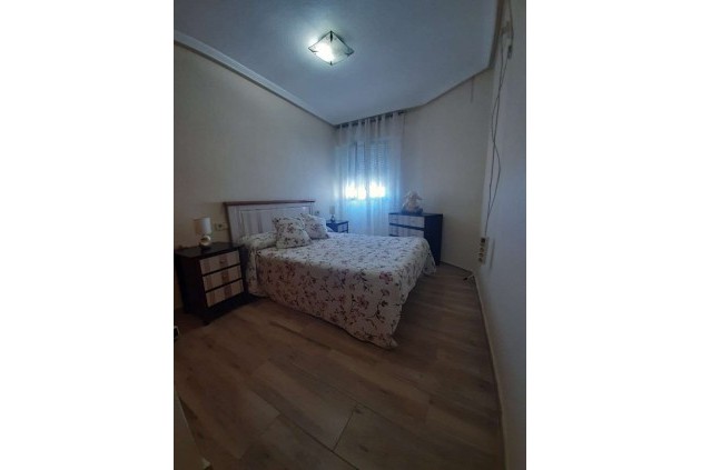 Resale - Apartment / flat -
Torrevieja - Costa Blanca