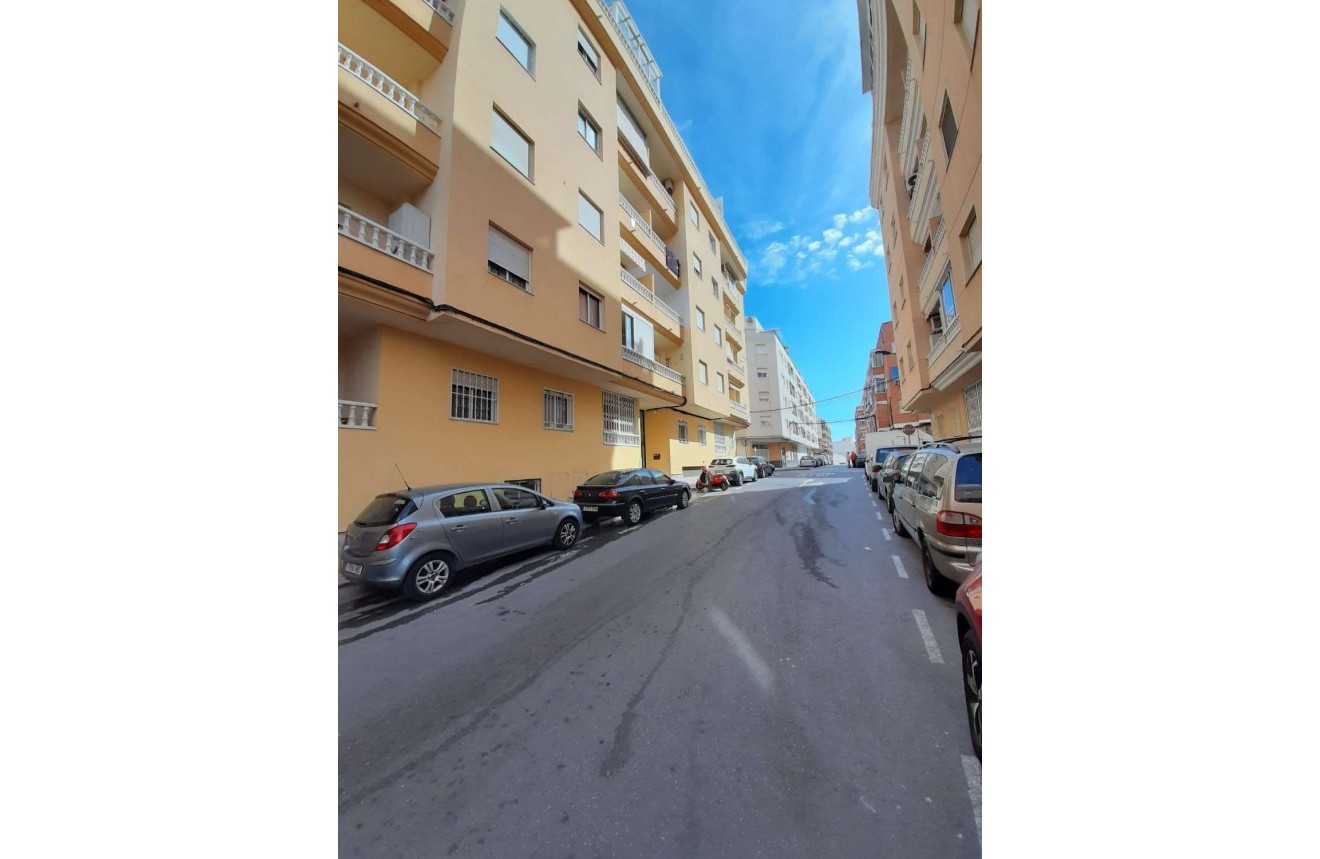 Segunda mano - Apartamento / piso -
Torrevieja - Costa Blanca