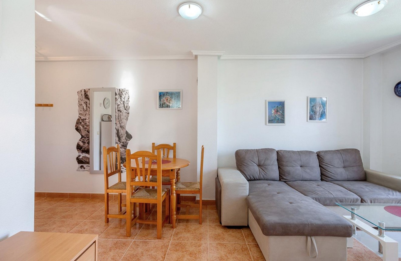 Segunda mano - Apartamento / piso -
Torrevieja - Centro