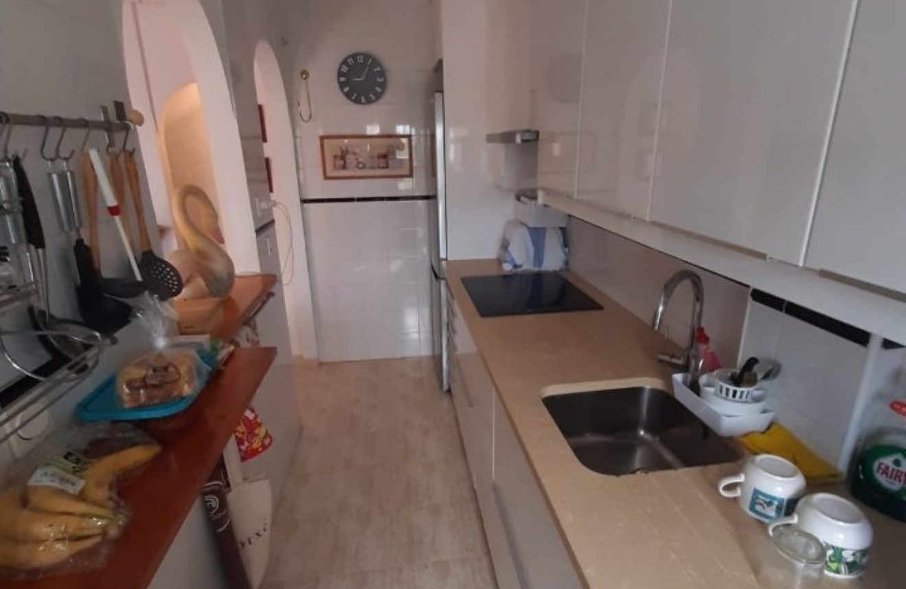 Resale - Chalet -
Torrevieja - Costa Blanca