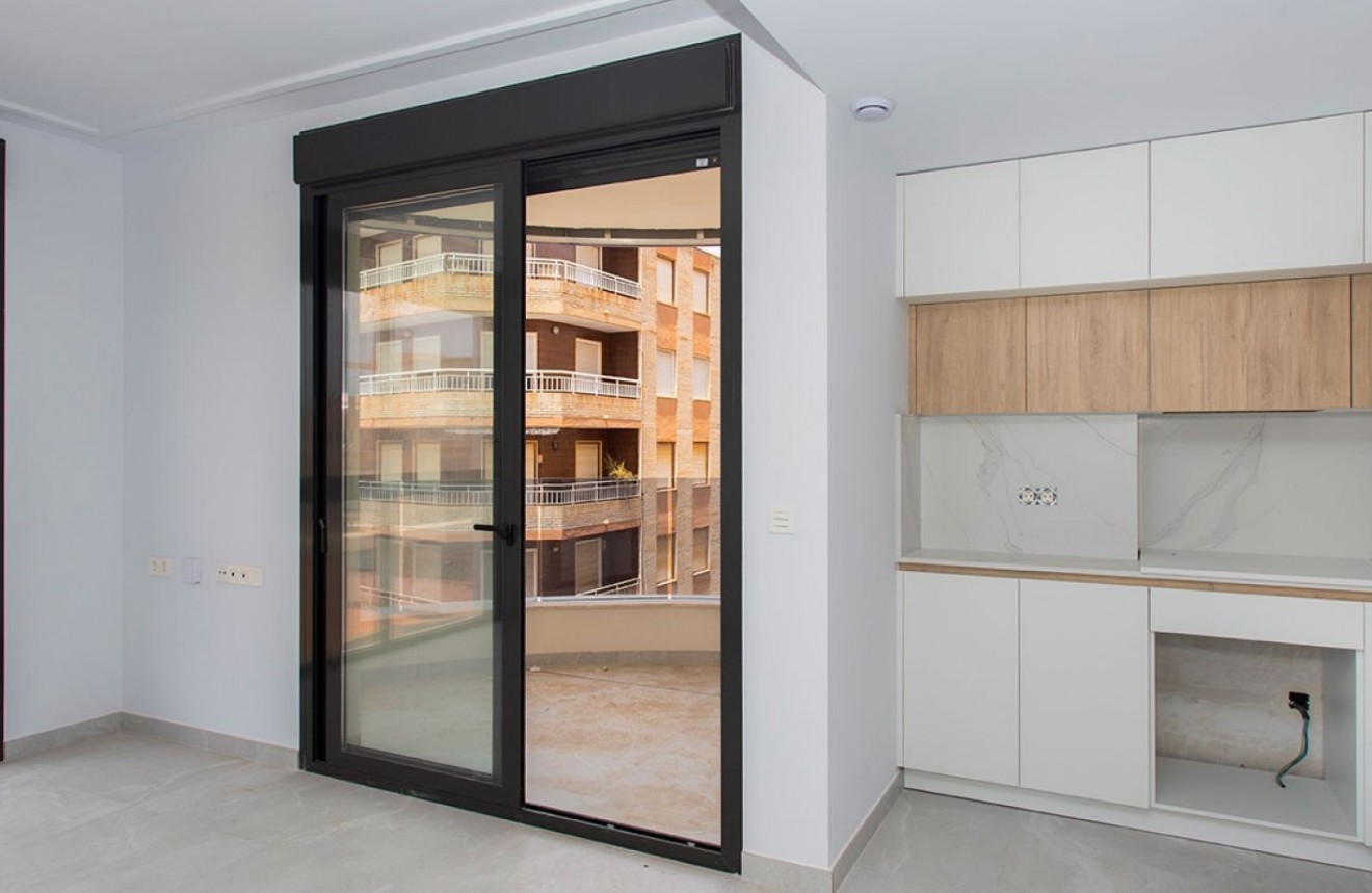 Resale - Apartment / flat -
Torrevieja - Costa Blanca