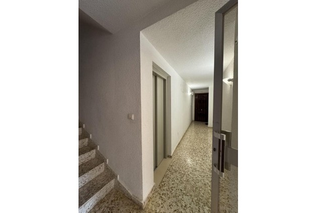 Tweedehands - Appartement / flat -
Torrevieja - Playa del Cura