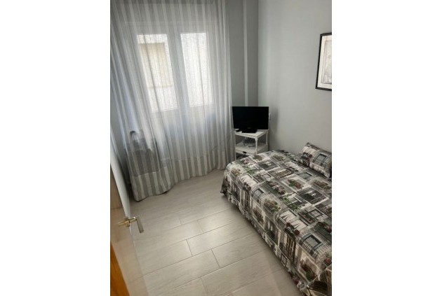 Aus zweiter Hand - Wohnung -
Torrevieja - Playa del Cura