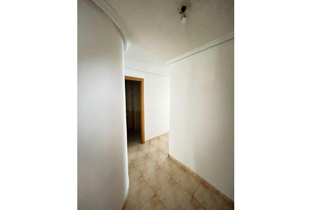 Resale - Apartment / flat -
Torrevieja - Playa del Cura