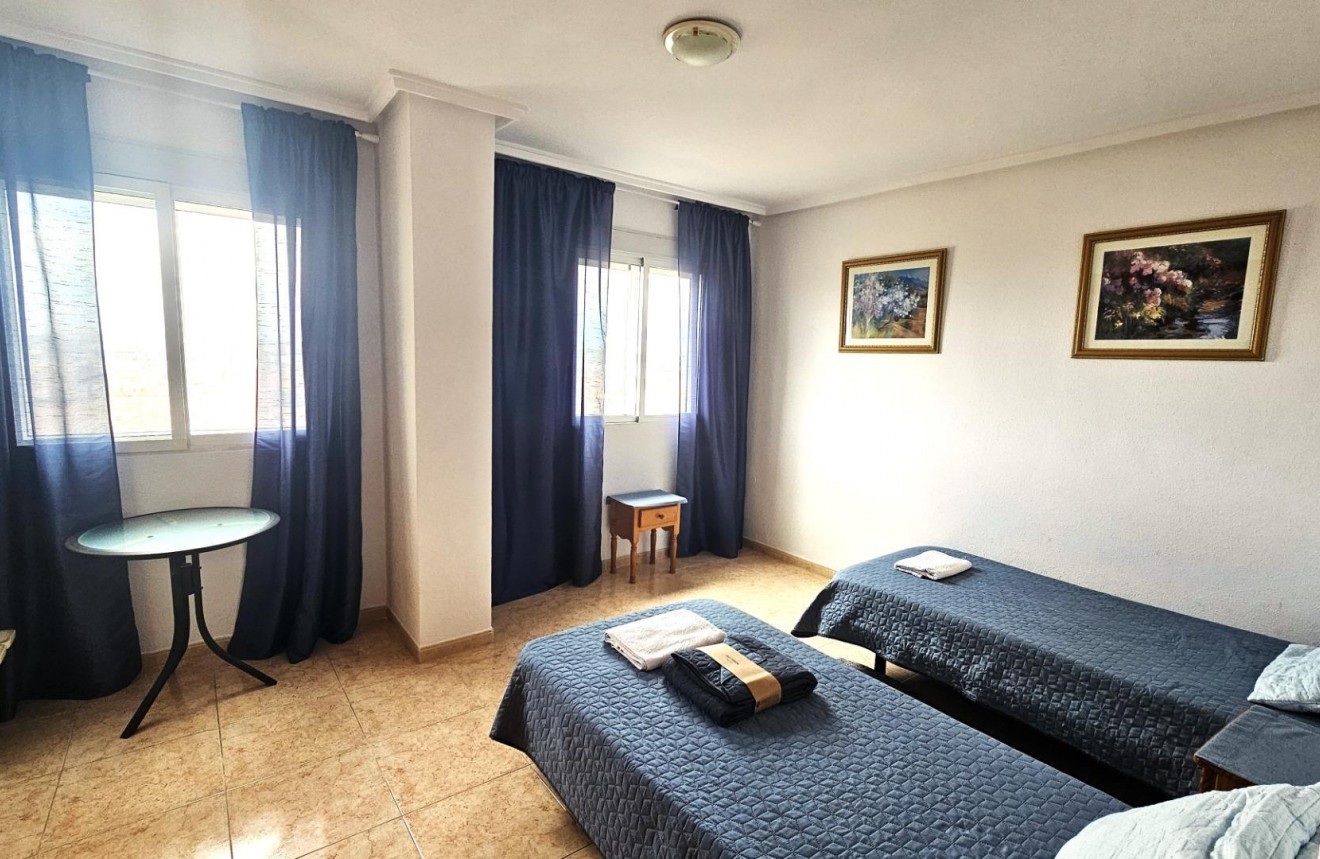 Aus zweiter Hand - Wohnung -
Torrevieja - El molino