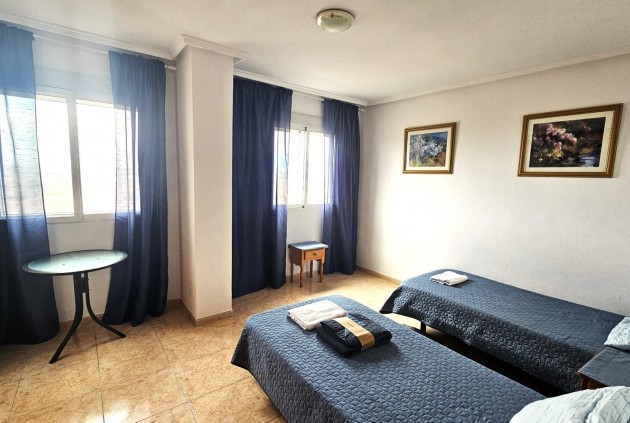 Aus zweiter Hand - Wohnung -
Torrevieja - El molino