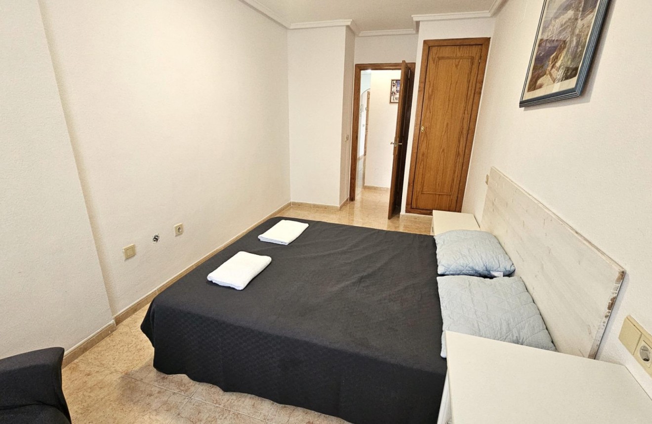 Resale - Apartment / flat -
Torrevieja - El molino