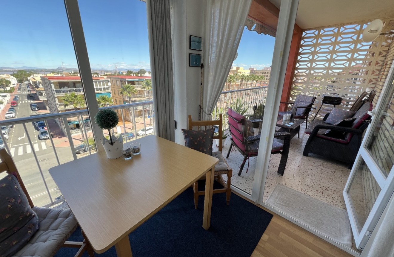 Tweedehands - Appartement / flat -
Torrevieja - Costa Blanca