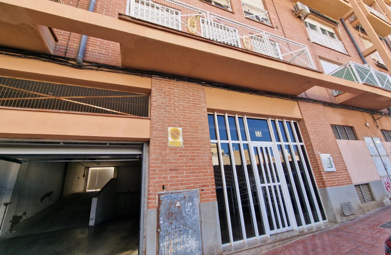 Resale - Apartment / flat -
Torrevieja - Centro