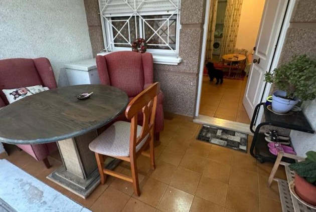 Resale - Apartment / flat -
Torrevieja - Costa Blanca