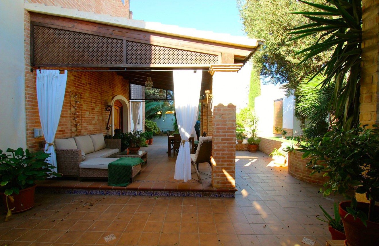 Segunda mano - Chalet -
Torrevieja - Costa Blanca