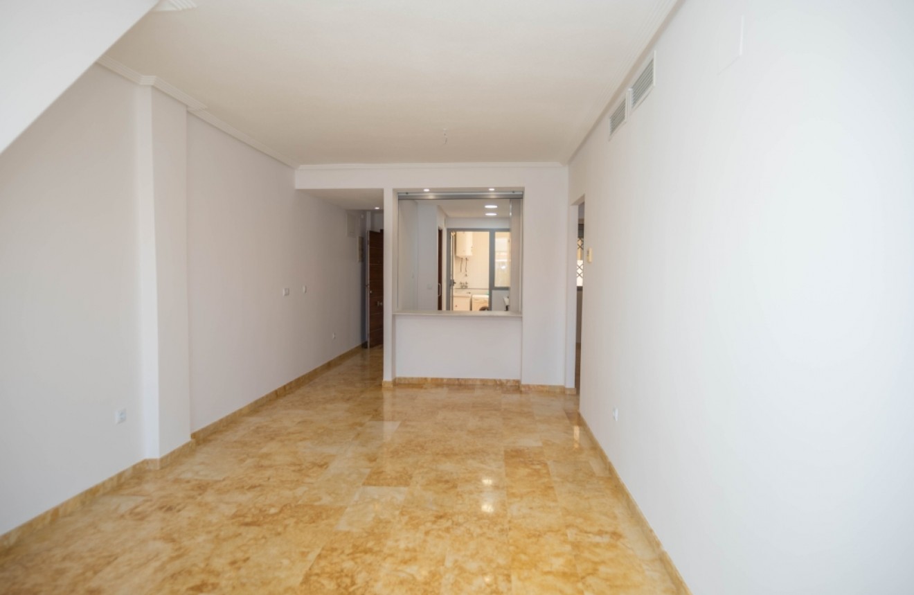 Resale - Apartment / flat -
Torrevieja - Costa Blanca