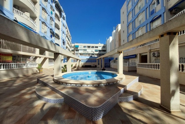 Tweedehands - Appartement / flat -
Torrevieja - Costa Blanca