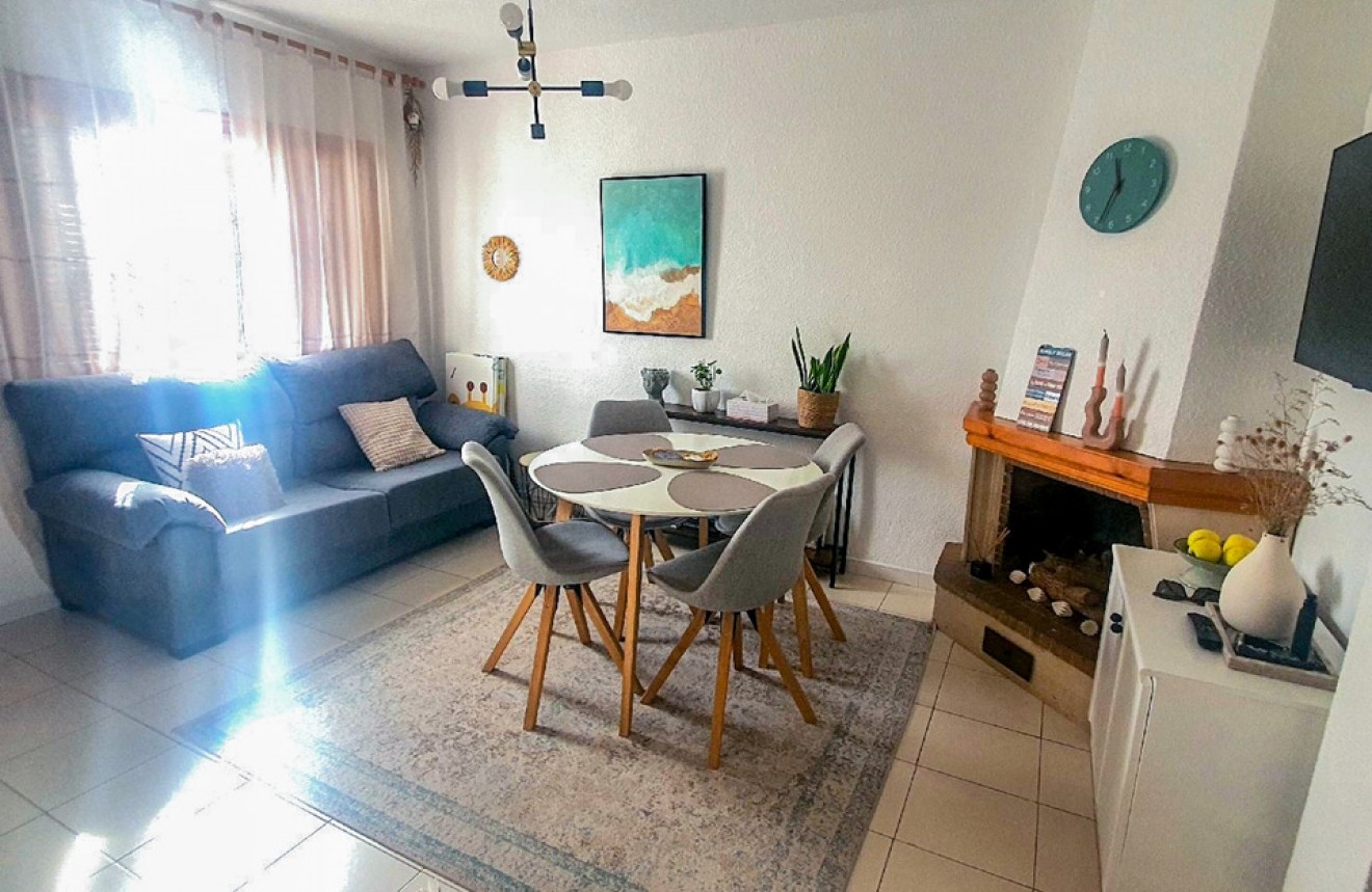 Segunda mano - Chalet -
Los Balcones - Costa Blanca