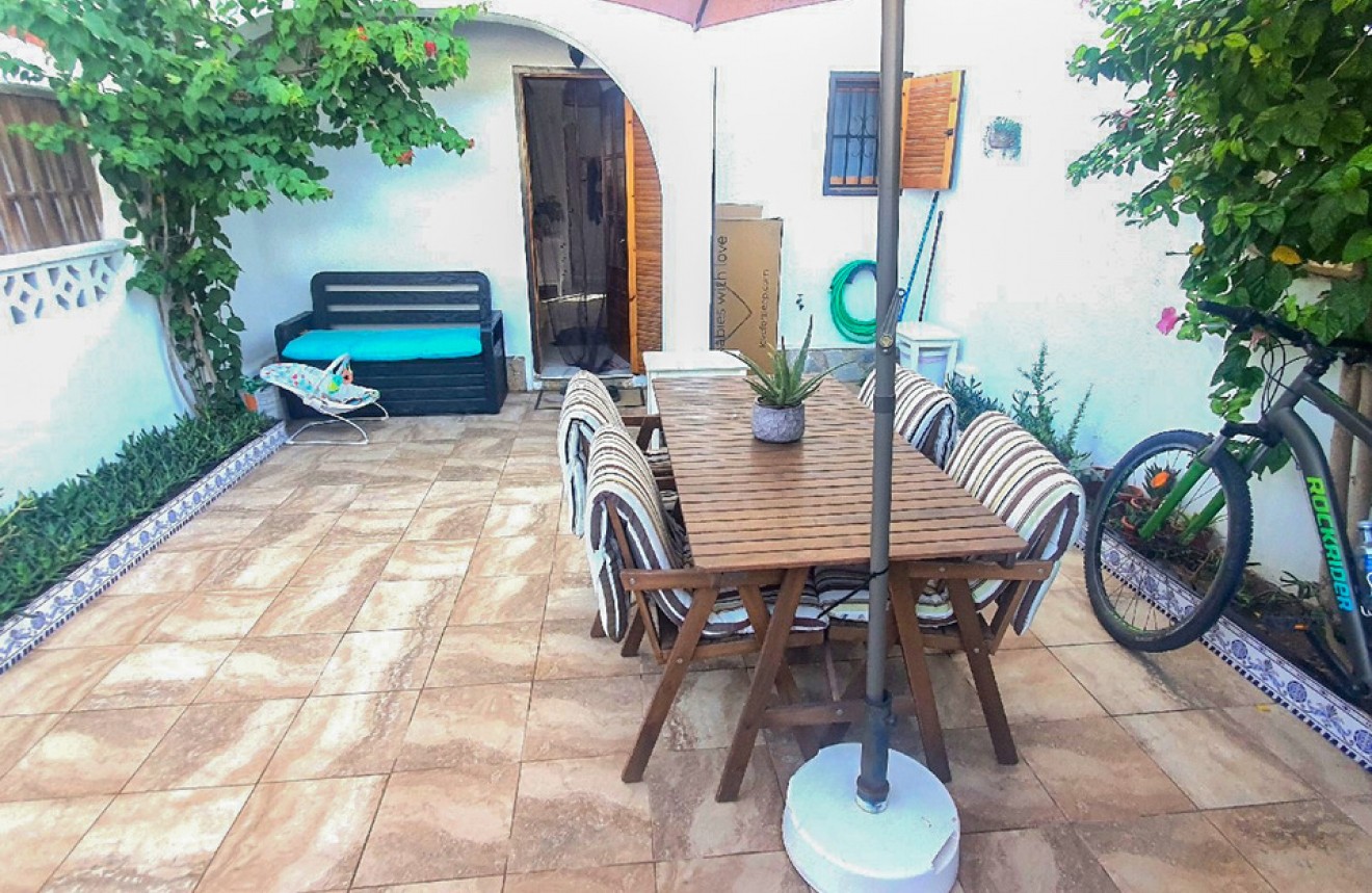 Resale - Chalet -
Los Balcones - Costa Blanca