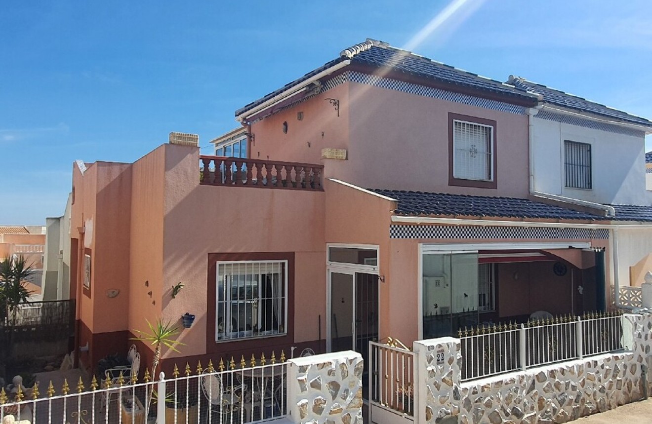 Resale - Chalet -
Los Balcones - Costa Blanca