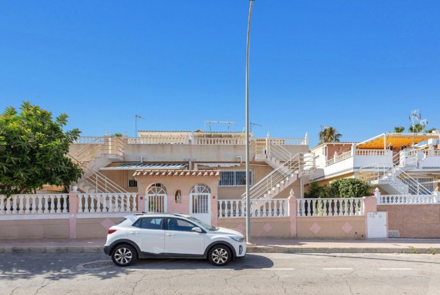 Resale - Chalet -
Los Altos - Costa Blanca