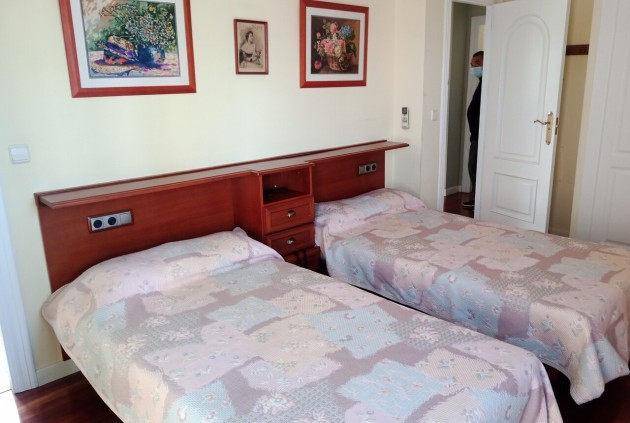 Resale - Chalet -
Los Balcones - Costa Blanca