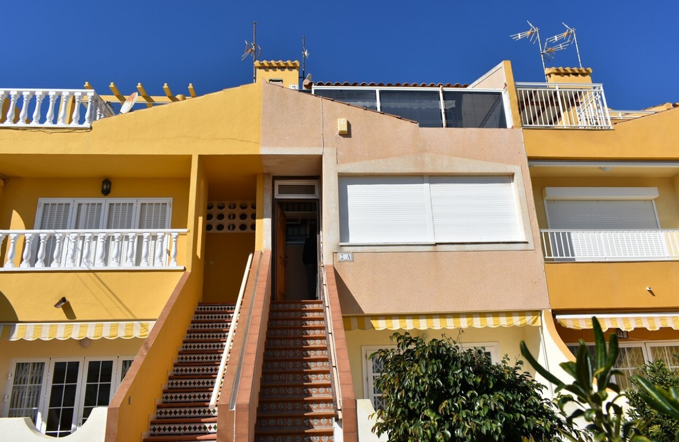 Resale - Chalet -
Mar Azul - La Veleta Torrevieja - Costa Blanca