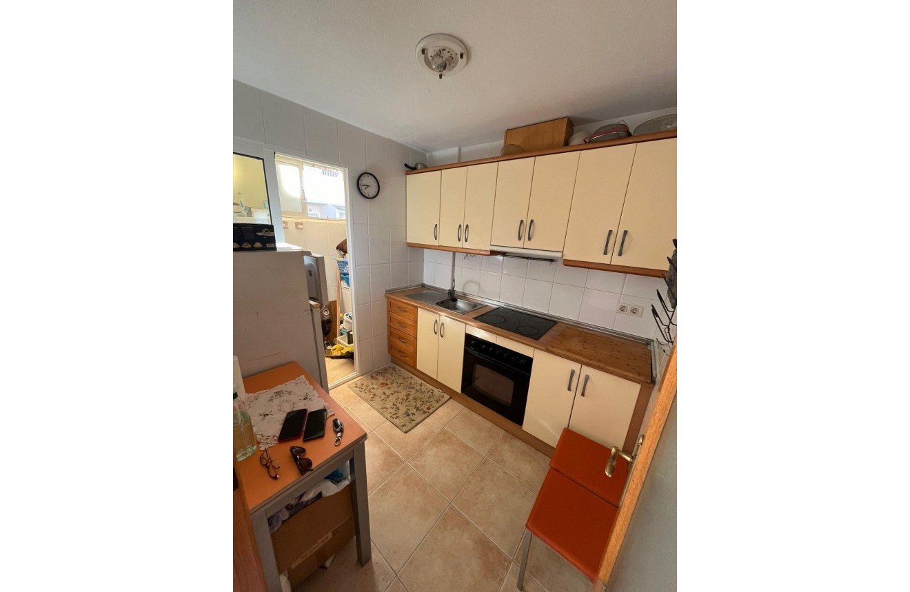 Resale - Apartment / flat -
Torrevieja - La veleta