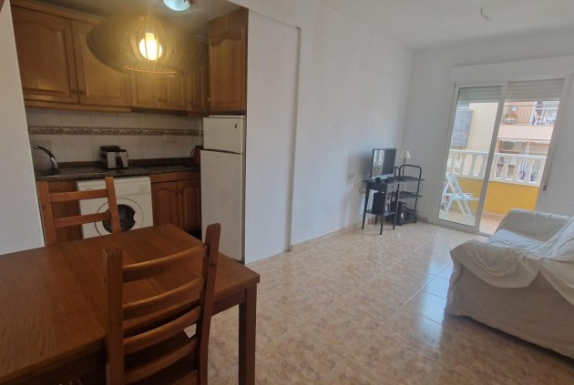 Segunda mano - Apartamento / piso -
Torrevieja - Acequion