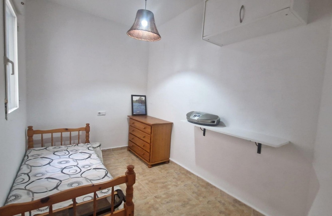 Aus zweiter Hand - Wohnung -
Torrevieja - Acequion